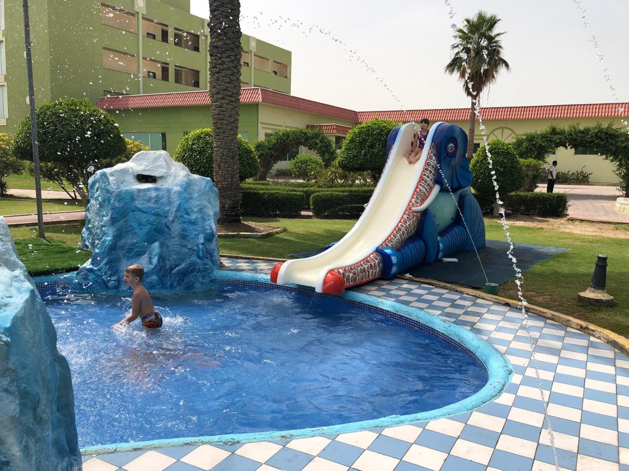Flamingo Beach Hotel Umm al-Quwain Exterior foto