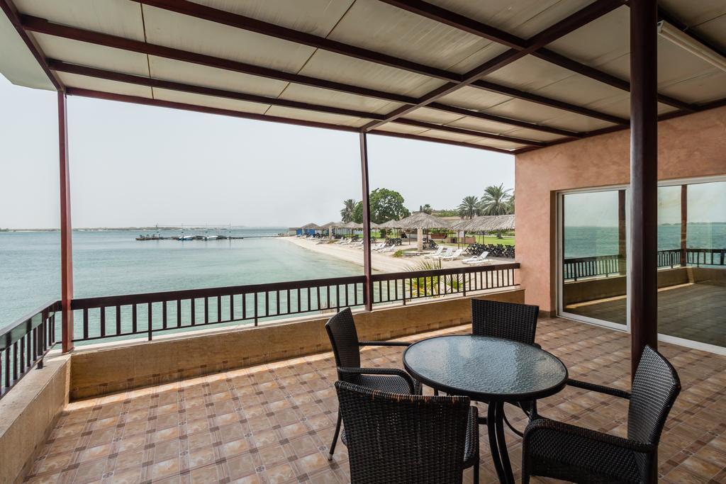 Flamingo Beach Hotel Umm al-Quwain Exterior foto